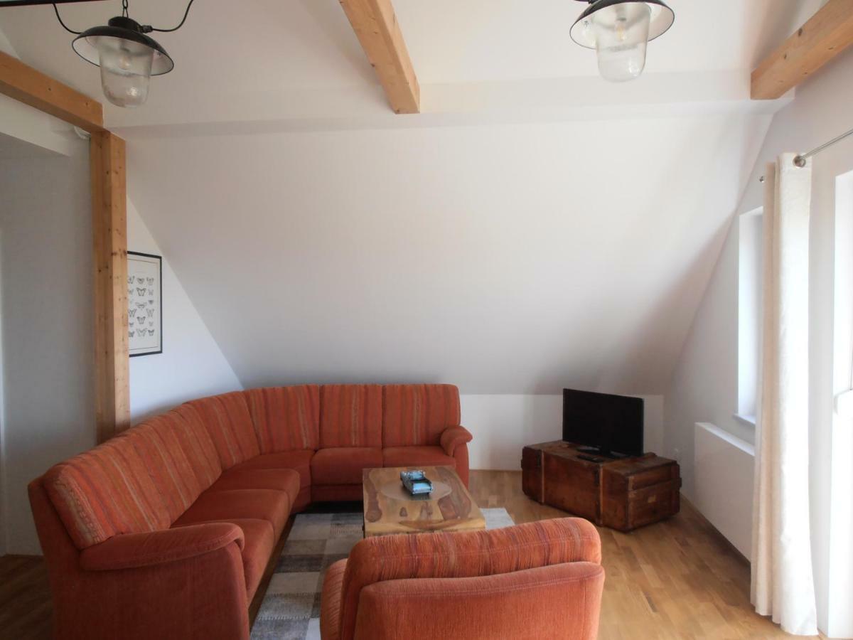 Ferienwohnung Am Kirchberg Jois Bagian luar foto