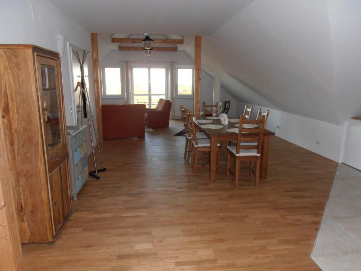 Ferienwohnung Am Kirchberg Jois Bagian luar foto